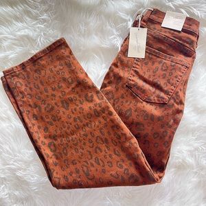 Universal Thread Vintage Straight Jean